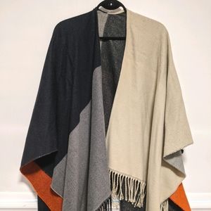 Colour block poncho